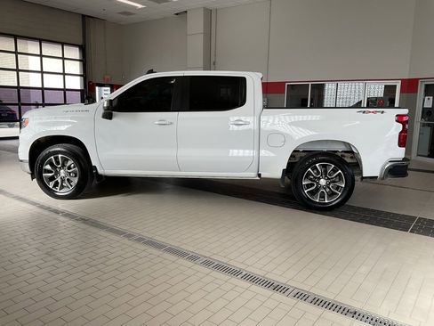 Used 2023 Chevrolet Silverado 1500 LT image 4