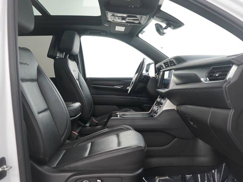 Used 2021 GMC Yukon Denali image 11