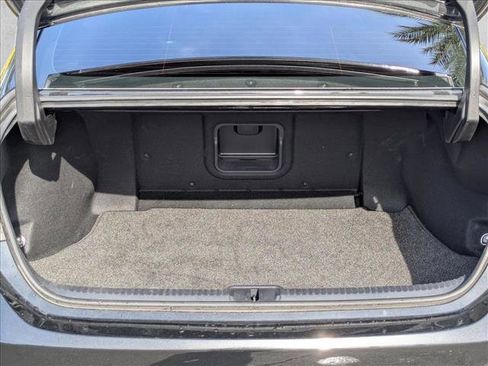 Used 2024 Lexus ES 350 w/ Accessory Package (Z1) FWD image 6