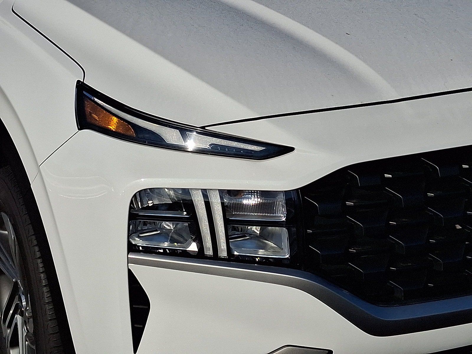 Certified 2023 Hyundai Santa Fe SE AWD/4WD image 9