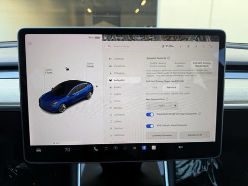 Used 2018 Tesla Model 3 Long Range image 13