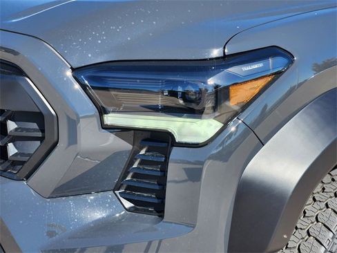 New 2025 Toyota Tacoma 4x4 Double Cab Hybrid image 7