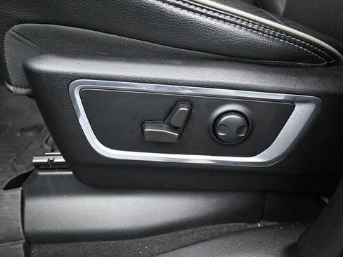 Used 2022 RAM 1500 Laramie image 14