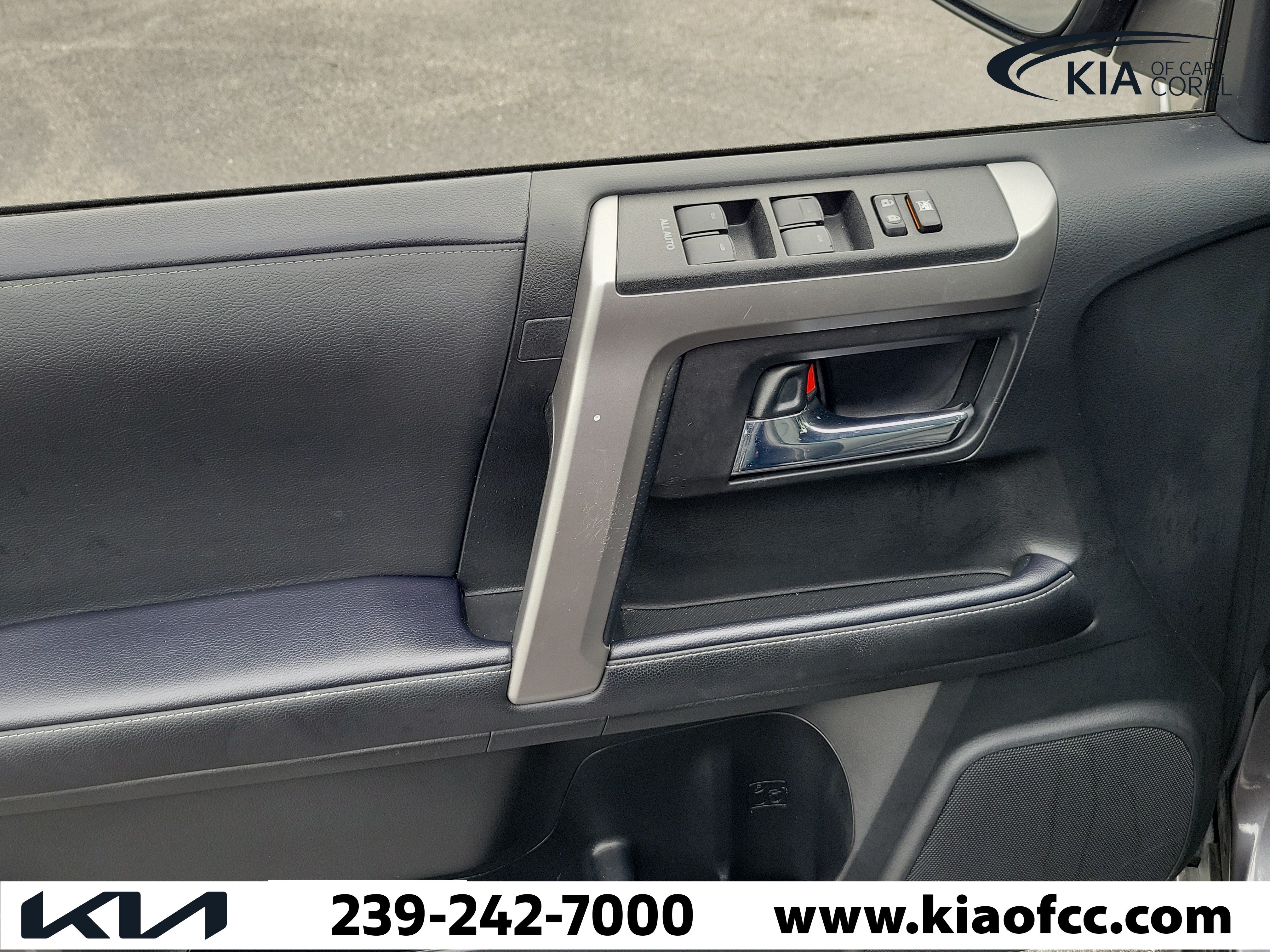 Used 2023 Toyota 4Runner SR5 Premium w/ Moonroof Package RWD image 22