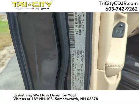 New 2025 Jeep Grand Cherokee Limited w/ Luxury Tech Group II image 48