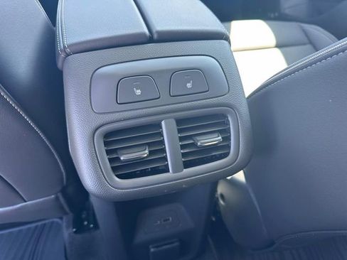 New 2026 Buick Envision Avenir image 17