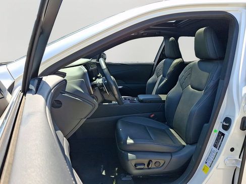 Used 2024 Lexus RX 350 Premium w/ Accessory Package (Z1) AWD/4WD image 14