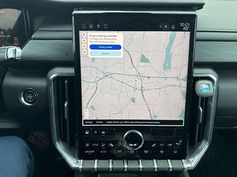 Certified 2024 GMC Acadia Elevation w/ Luxury Package image 7