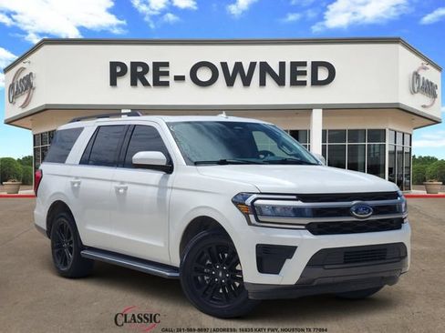 Used 2023 Ford Expedition XLT RWD image 1