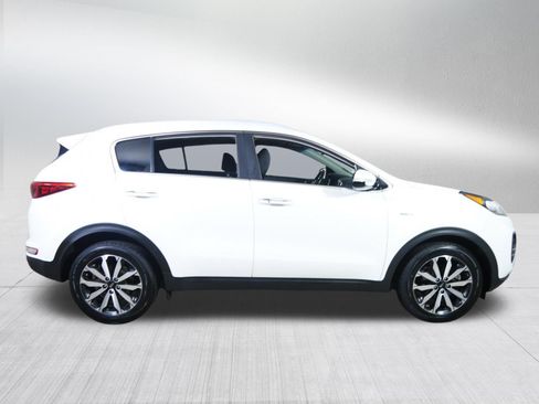 Used 2017 Kia Sportage EX w/ EX Premium Package AWD/4WD image 8