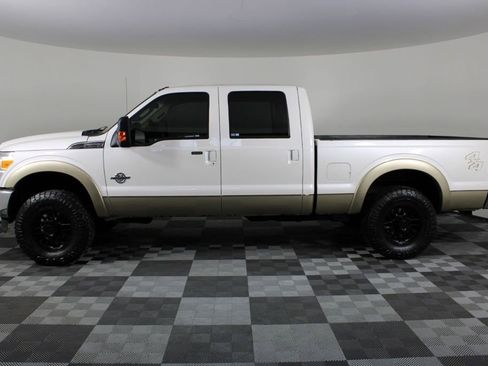 Used 2011 Ford F250 Lariat image 5