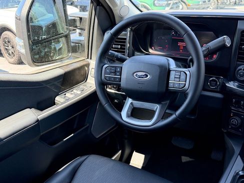 New 2026 Ford F250 Lariat w/ Tremor Off-Road Package AWD/4WD image 11