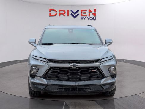 Used 2025 Chevrolet Blazer RS w/ Enhanced Convenience Package image 8