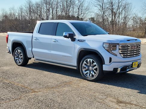 New 2026 GMC Sierra 1500 Denali w/ Denali Reserve Package image 9