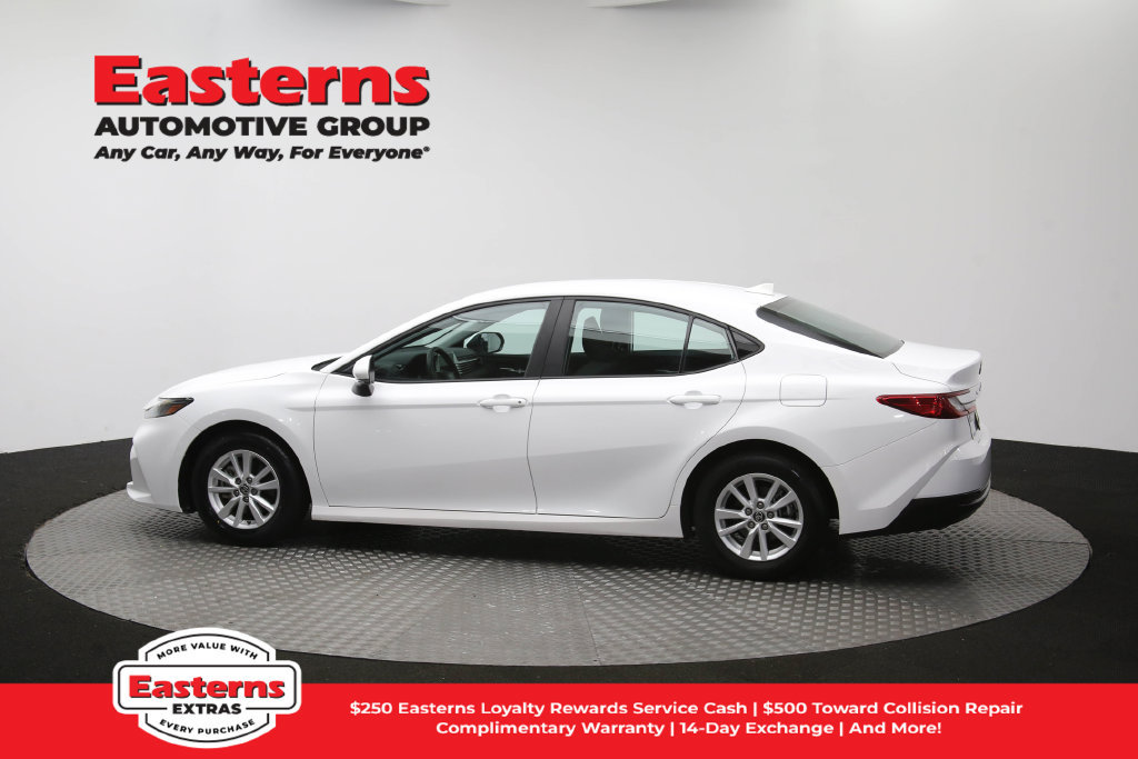 Used 2025 Toyota Camry LE FWD image 60