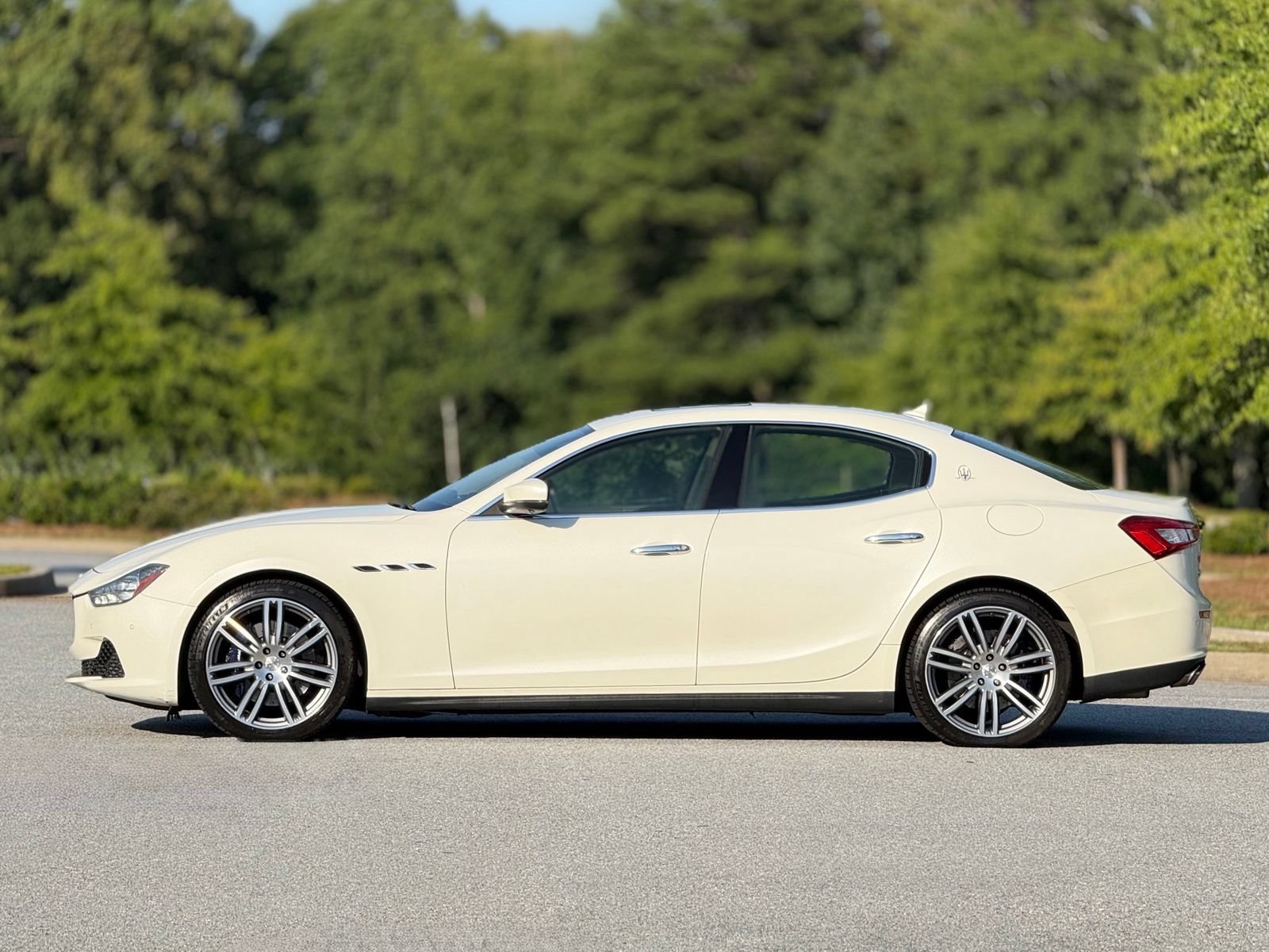 Used 2017 Maserati Ghibli S Q4 AWD/4WD image 9