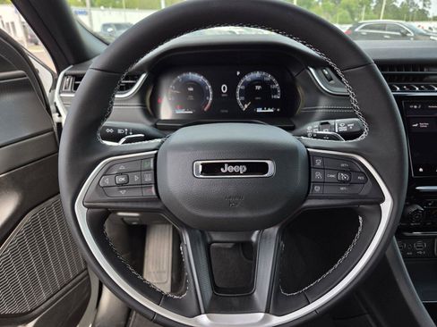 New 2025 Jeep Grand Cherokee Altitude RWD image 26