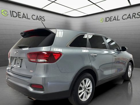 Used 2020 Kia Sorento L FWD image 5