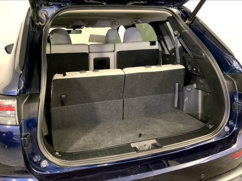 Used 2025 Mitsubishi Outlander SE image 4