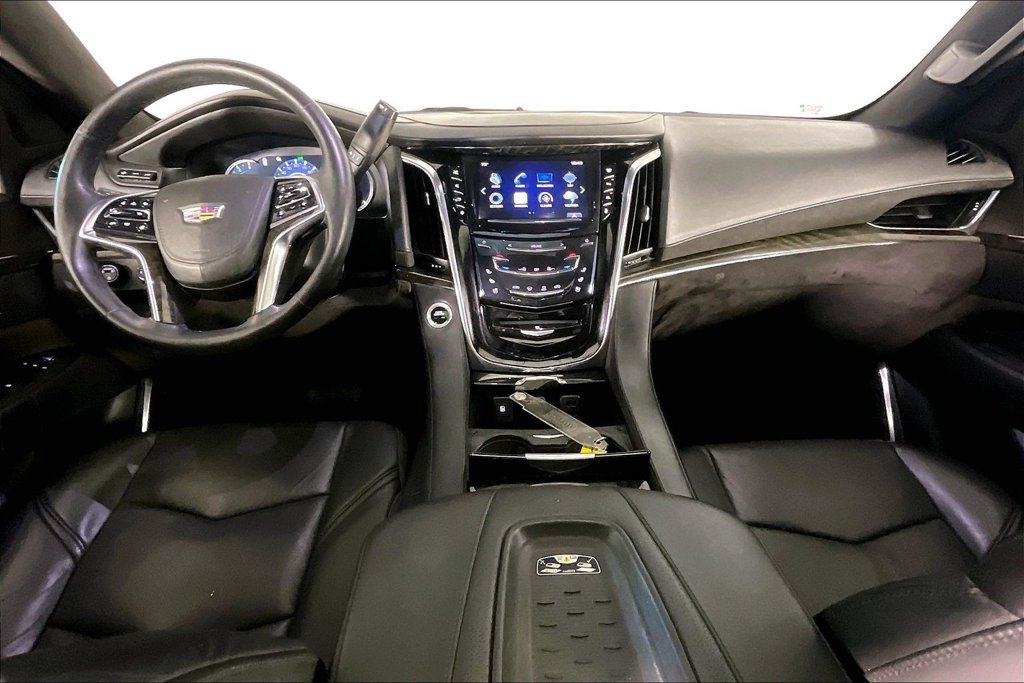 Used 2016 Cadillac Escalade Platinum AWD/4WD image 17