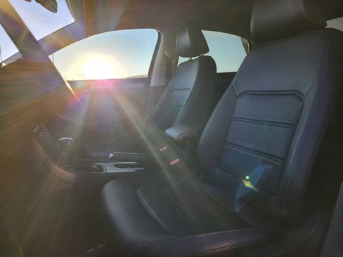 Used 2022 Volkswagen Passat 2.0T SE image 10