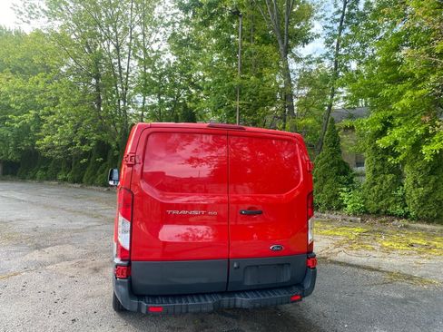 Used 2018 Ford Transit 150 130 Low Roof RWD image 4