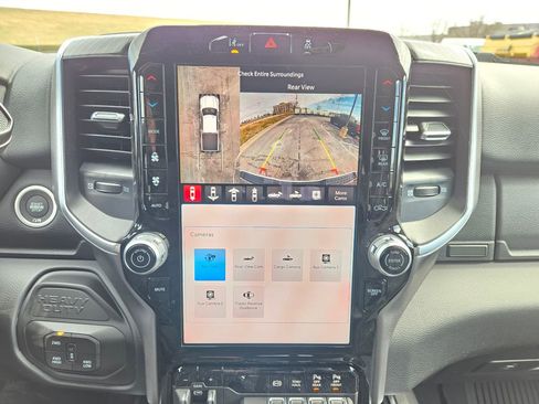 New 2026 RAM 2500 Big Horn AWD/4WD image 22