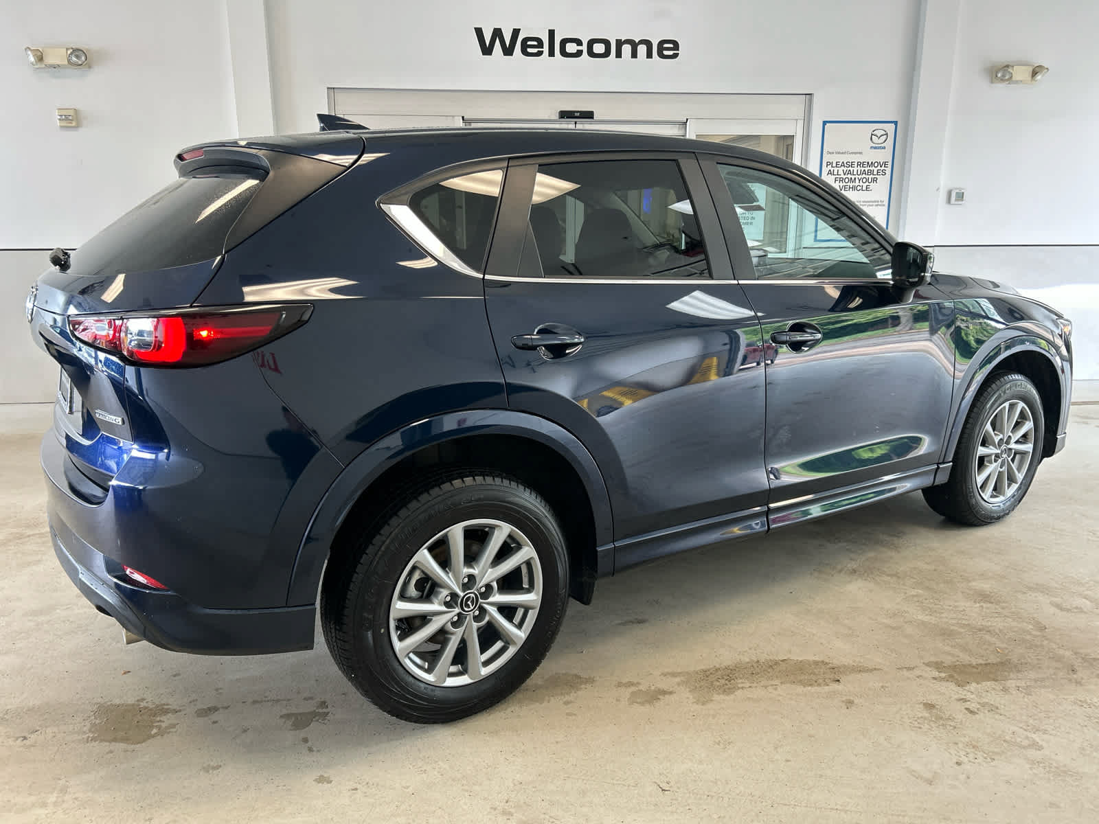 Certified 2025 MAZDA CX-5 AWD 2.5 S w/ Preferred Package image 14