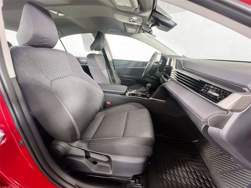 Used 2025 Toyota Camry LE image 25