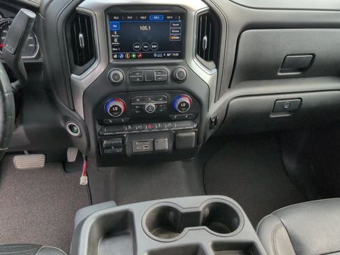 Used 2021 Chevrolet Silverado 2500 LTZ w/ Z71 Off-Road Package AWD/4WD image 11