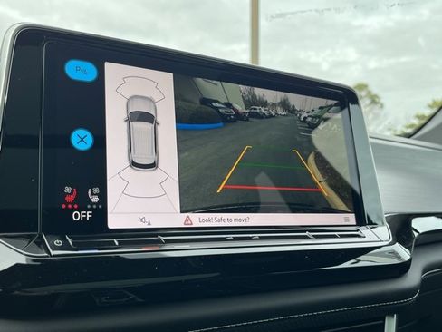 New 2026 Volkswagen Atlas Cross Sport SE image 39