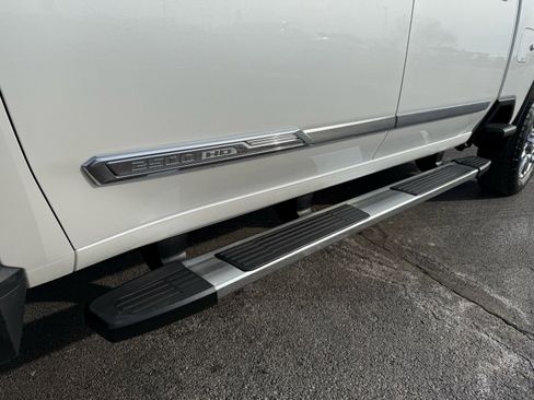 Used 2024 Chevrolet Silverado 2500 High Country w/ High Country Premium Package image 15