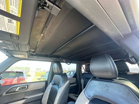 Used 2023 Ford Bronco Wildtrak AWD/4WD image 22