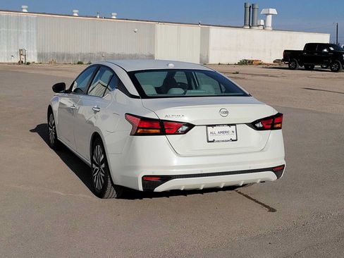 Used 2025 Nissan Altima 2.5 SV FWD image 6