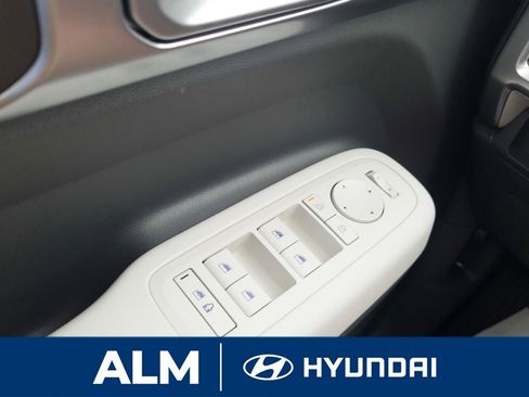 New 2026 Hyundai Santa Fe SE image 28