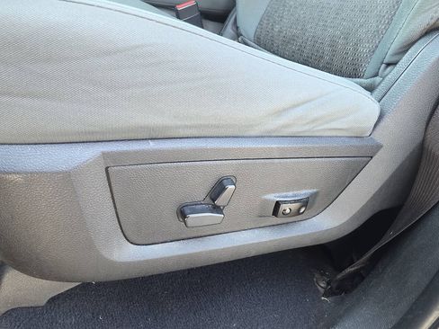 Used 2017 RAM 1500 Big Horn AWD/4WD image 10