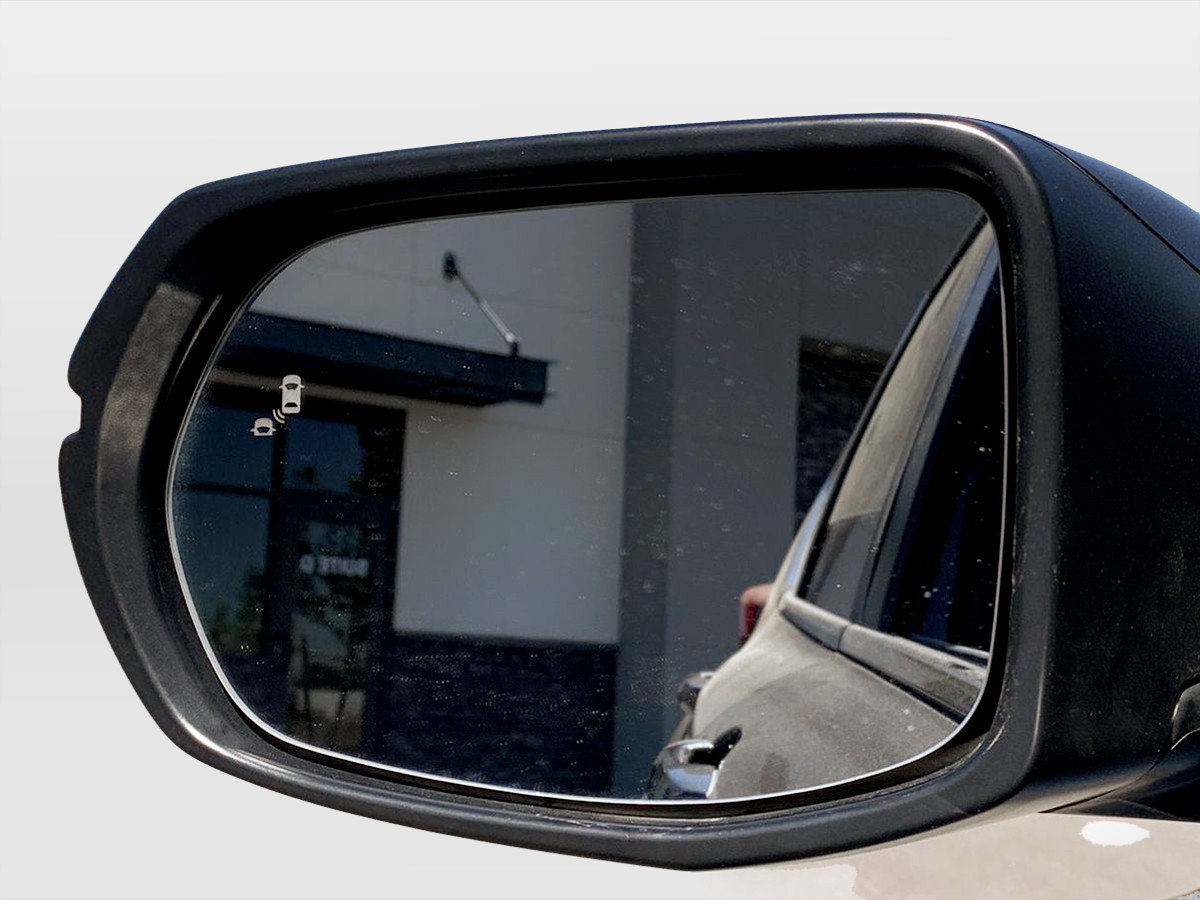 Used 2019 Honda CR-V Touring image 14