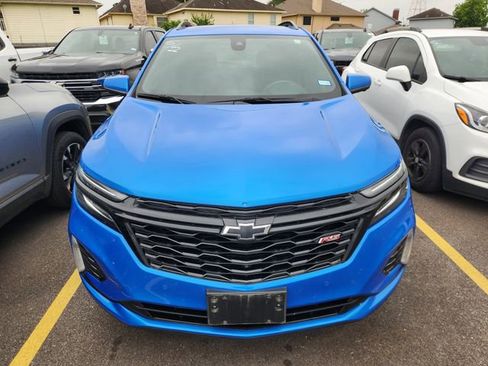 Used 2024 Chevrolet Equinox RS FWD image 2