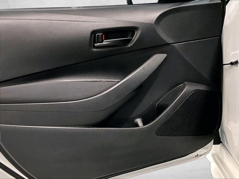 Used 2024 Toyota Corolla LE FWD image 18
