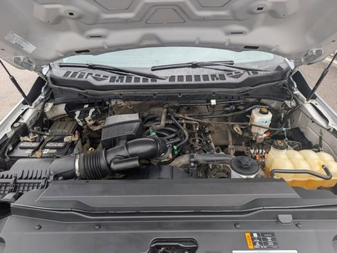 Used 2024 Ford F350 XLT image 21