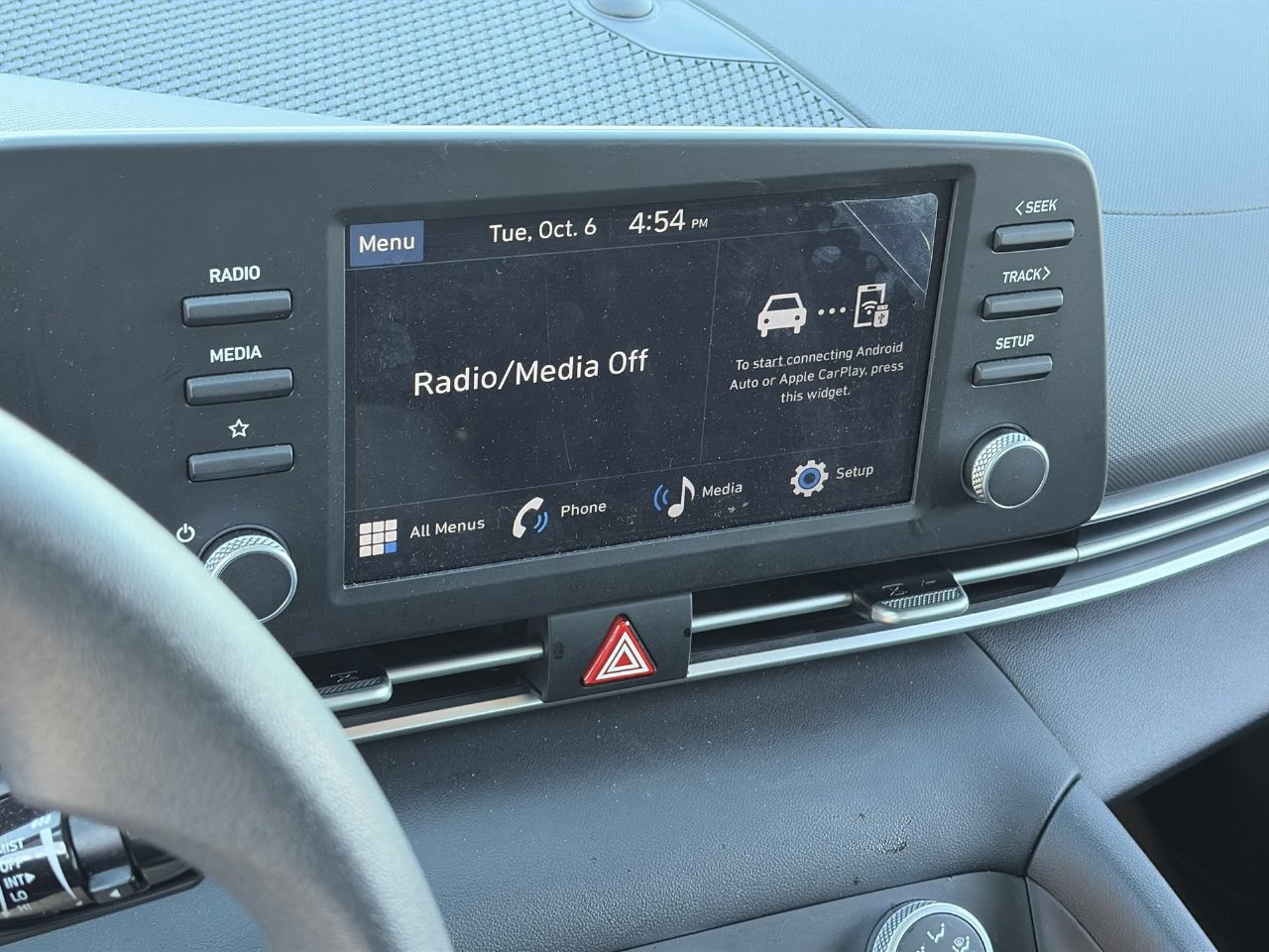 Certified 2025 Hyundai Elantra SE FWD image 24