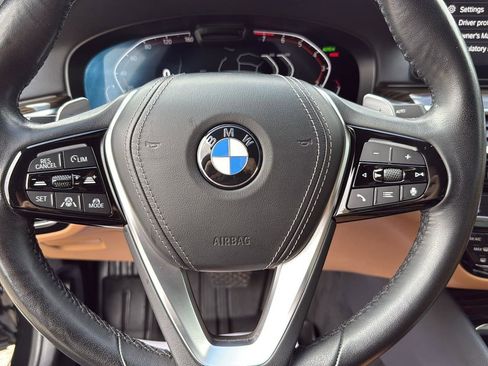 Used 2022 BMW 540i w/ Executive Package image 15