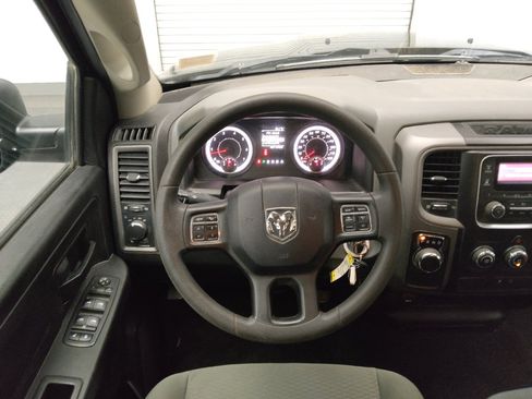 Used 2020 RAM 1500 Tradesman w/ Chrome Plus Package RWD image 22