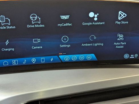 New 2026 Cadillac Vistiq Luxury image 27