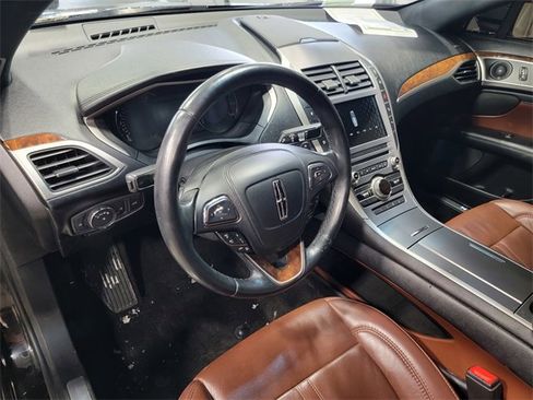 Used 2019 Lincoln MKZ Reserve image 11