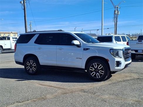 Used 2023 GMC Yukon AT4 w/ Technology Package image 2