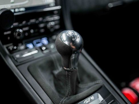 Used 2016 Porsche Cayman GT4 RWD image 66