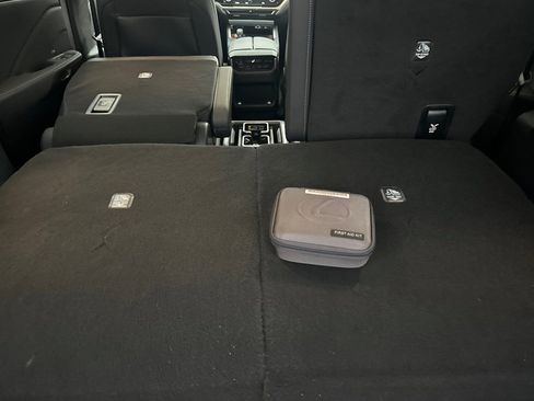 New 2026 Lexus TX 500h AWD image 12