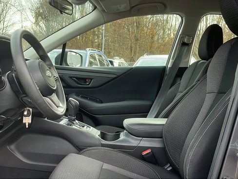 Used 2021 Subaru Outback 2.5i image 11