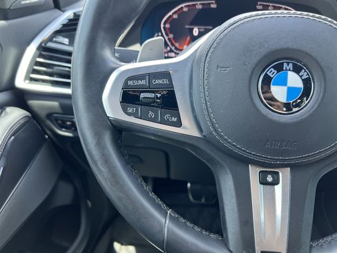 Used 2021 BMW X5 xDrive40i w/ M Sport Package AWD/4WD image 19